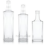 Бутылки стеклянные водочные фотография