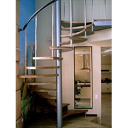 Лестницы на металлокаркасе фото