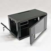 Настенный серверный шкаф 6U, 600x450, передняя дверца стеклянная фотография