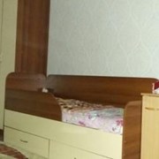 Гарнитур детский, кровать со шкафом фото