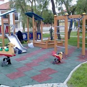 Инвентарь для детских площадок мини корт от 100 кв.м фото