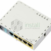 Маршрутизатор MikroTik RB750UP фотография