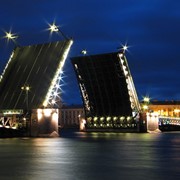 Эженедельный сборный тур в Москву и Санкт-Петербург фото