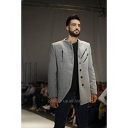 Стильное, асимметричное мужское пальто фото