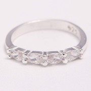 Серебряное кольцо фото