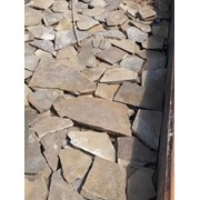 Камень плитняк Балхашский габро фото