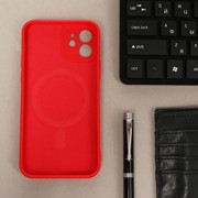 Чехол LuazON для iPhone 12, поддержка MagSafe, силиконовый, красный фото