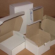 Самосборные коробки из микрогофрокартона, различные конструкции, нанесение флексопечати. Много вариантов готовых штанцформ. фото