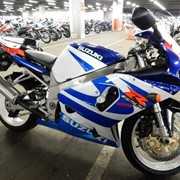 Мотоцикл спортбайк No. B5379 Suzuki GSX-R750 фотография