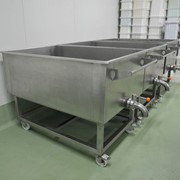 Изготовление ванн для сбора молока фото