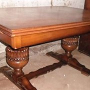 Фламандский разкладной гостиный стол