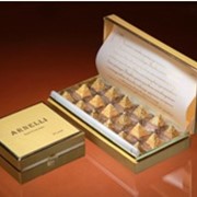 Элитные золотые конфеты ARNELLI. фотография