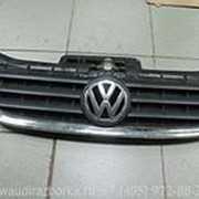 Решетка радиатора Volkswagen Touran 1