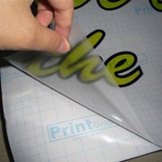 Широкоформатная печать на прозрачной пленке с водостойким покрытием фото