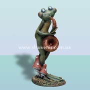 Садовая скульптура Лягушка саксофонист фотография