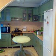 Кухня в зеленых тонах шпон натуральный фото