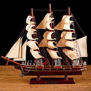 Корабль сувенирный средний «Трёхмачтовый», паруса бежевые, 49 х 42 х 8 см фотография