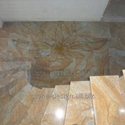 Лестница из желтого мрамора. Материал: Реймбов (Индия) фотография
