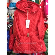 Детская куртка ветровка на девочку 140-164 с поясом красная, код товара 261286103 фотография