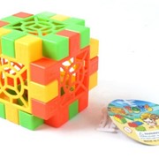 Конструктор Куб 8 см с Погремушкой в сетке,100632023/NN