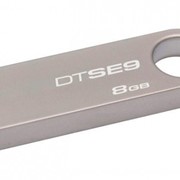 8Gb Data Traveler SE9 Kingston USB-флеш накопитель, USB 2.0, DTSE9H/8GB, Серебристый фотография