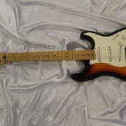 Электрогитара Fender stratocaster MIM (Mexico) 200