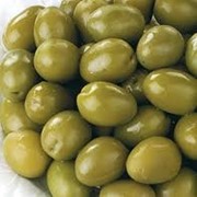 Оливки зелёные с косточкой фото