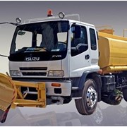 Комбинированная поливомоечная машина фото