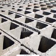 Блоки и кирпич из цемента, искусственного камня или бетона строительные фотография