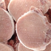Корейка, Мясо свинина, Корейка на кости в рассоле нарезана стейками призводство Испания. фото