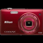Фотоаппарат Nikon Coolpix S5200 красный чехол фотография