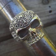 Серебряное кольцо “Silver skull“ от WickerRing фото