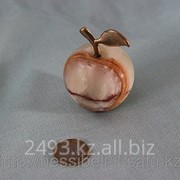Яблоко из оникса фото