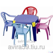 Детский пластиковый столик