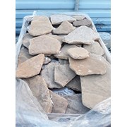 Природный камень плитняк галтованный 2-3 см.