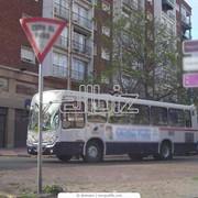 Реклама в транспорте фотография