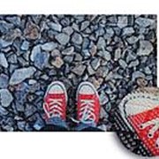 Коврик ComeForte придверный грязезащитный PIN материал фотопринт 40*60см “Кеды на камнях“ фото