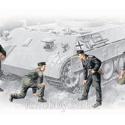 Модель ICM 1/35 German Tank Crew 1943-1945 фото