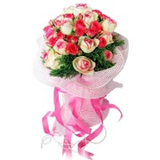 063 Букет из 16 роз и 5 кустовой розы с зеленью фотография