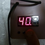 Терморегулятор цифров c измерит. влажности 220 в.