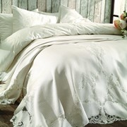 Комплект постельного белья + покрывало пике ADRIANNA фото