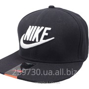 Черная кепка Nike с белой надписью фото