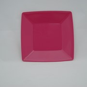 Тарелка квадратная (цв.малиновый) 880502 фотография