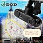 Автомобильный видеорегистратор DOD GS600 фото