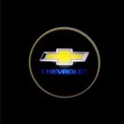 Проекция логотипа автомобиля Chevrolet фотография