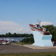 Обслуживание морского и речного транспорта в порту Азов, Ростов.