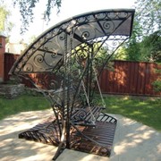 Мебель садово-парковая кованная: кованые столы, кованые скамейки, кованые качели фото