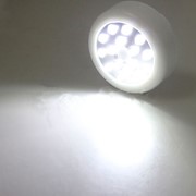 Светодиодный светильник с ИК датчиком движения фото