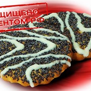 Печенье сахарное «Русский десерт» с маком, декорированное белой кондитерской глазурью