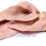 Свиные уши, производство мяса свиного фотография